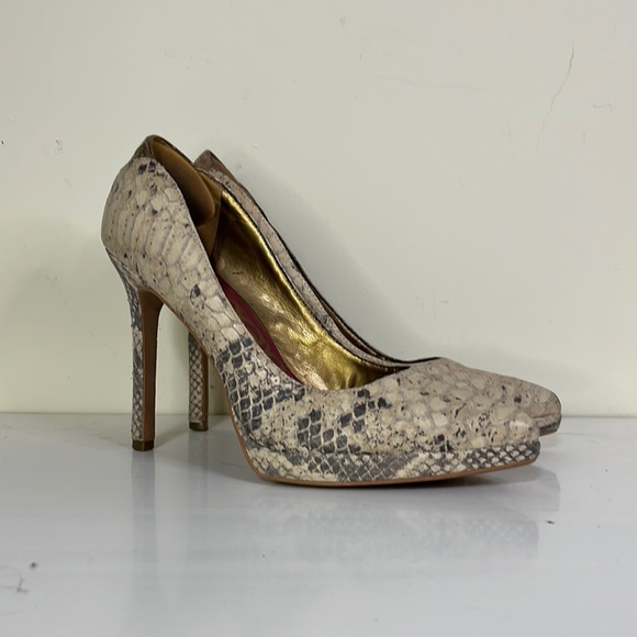 Sam Edelman Celia Snakeskin Pointed Toe High Heeled Stilettos Size 8 - Picture 3 of 9